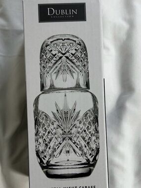 Godinger Dublin crystal Nightstand Decanter or Water Carafe